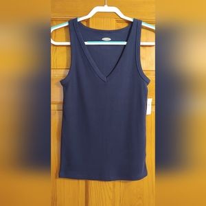 Old Navy V-neck, slim fit, ribbed tank
